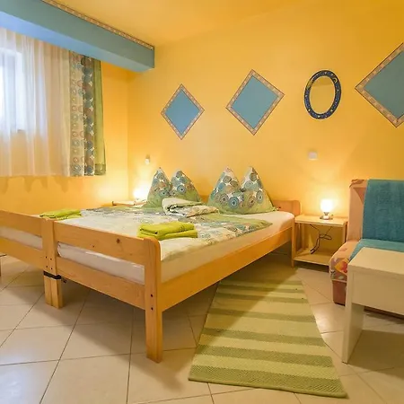 One-bedroom In Porec/istrien 9924 Apartamento *